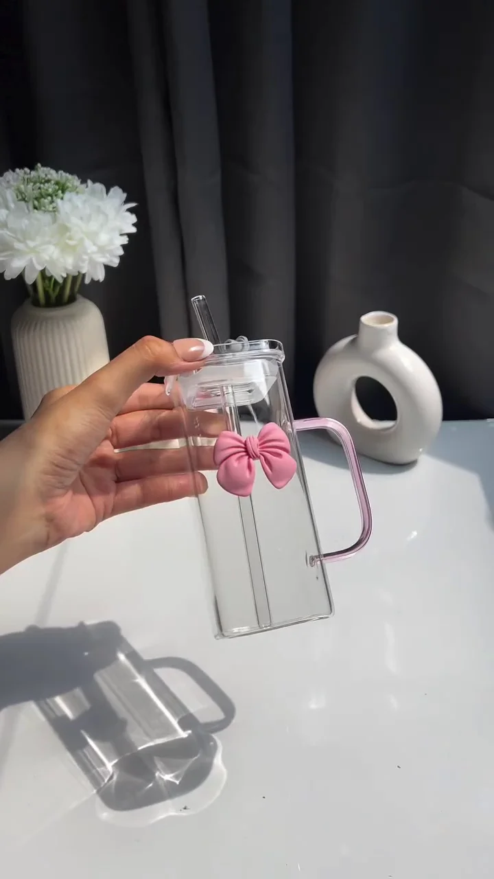 🎀✨ Aesthetic Bow Glass Tumbler with Handle & Straw – Cute Minimalist Drinkware 💕🥤