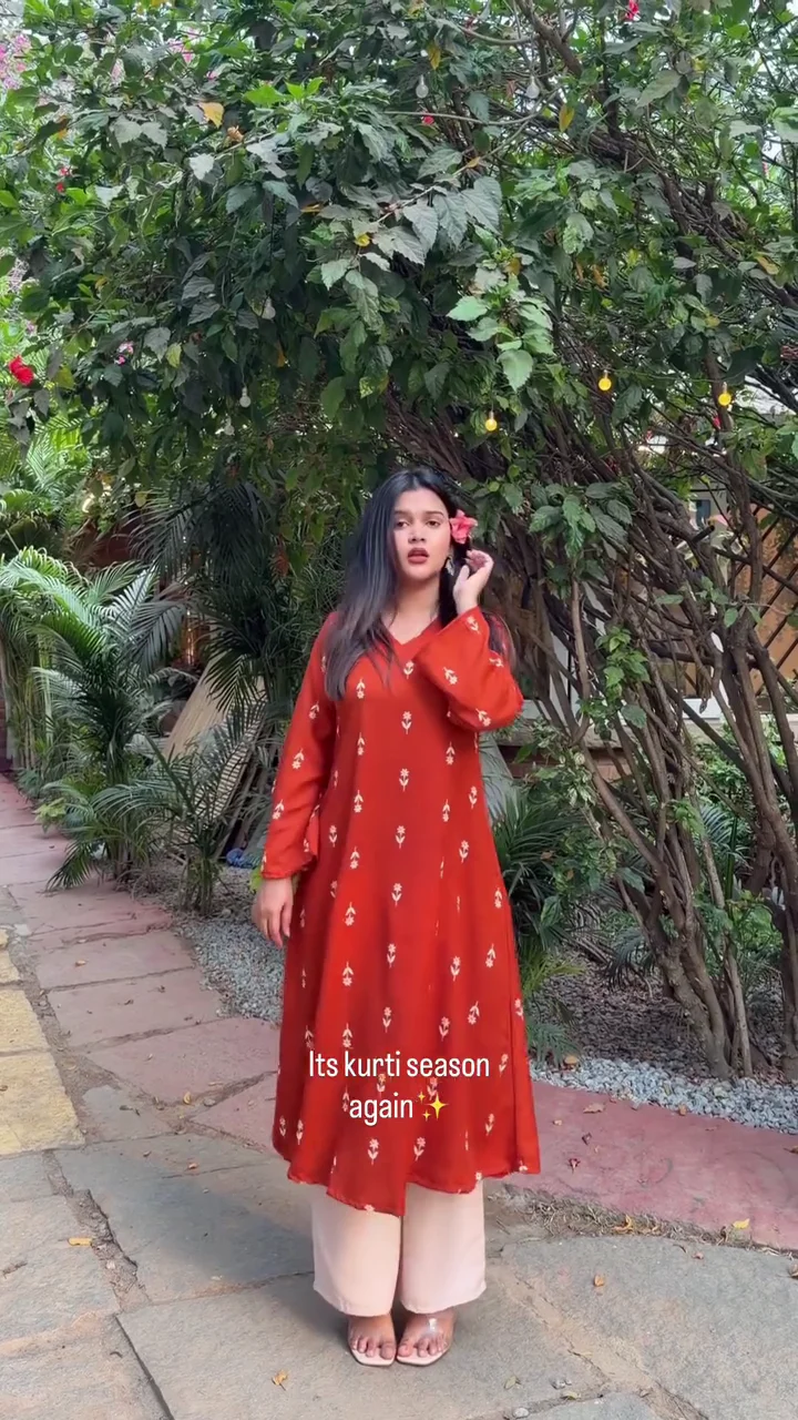 ❤️✨ Elegant Red Floral A-Line Kurti Set – Timeless Ethnic Grace 🌸💫