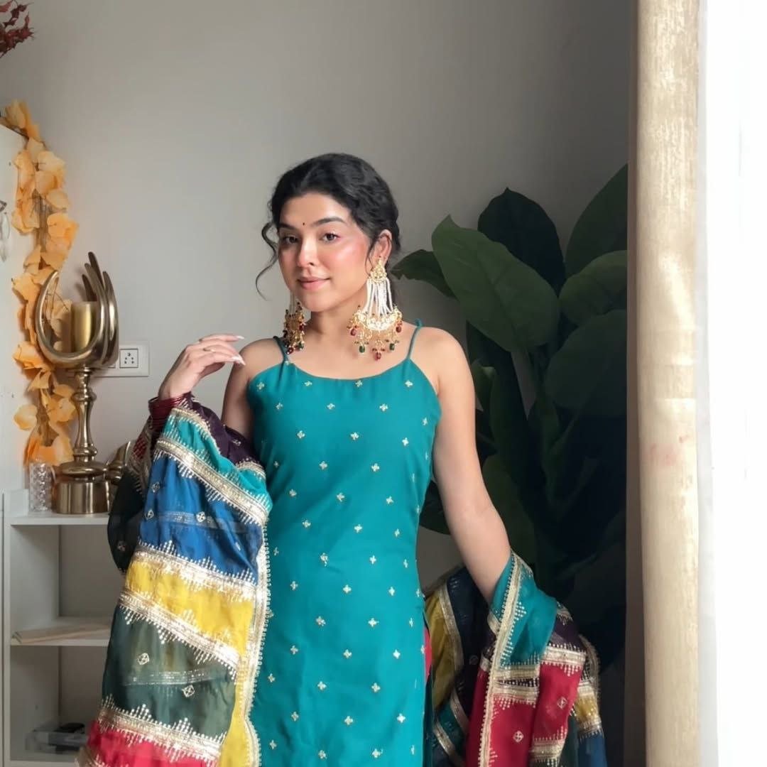 Malhari Sharara Set ❤️💙*