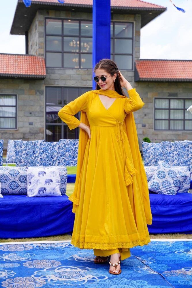 *Yellow,Mehndi green Colour Gown Dupatta Lace With Latkan*